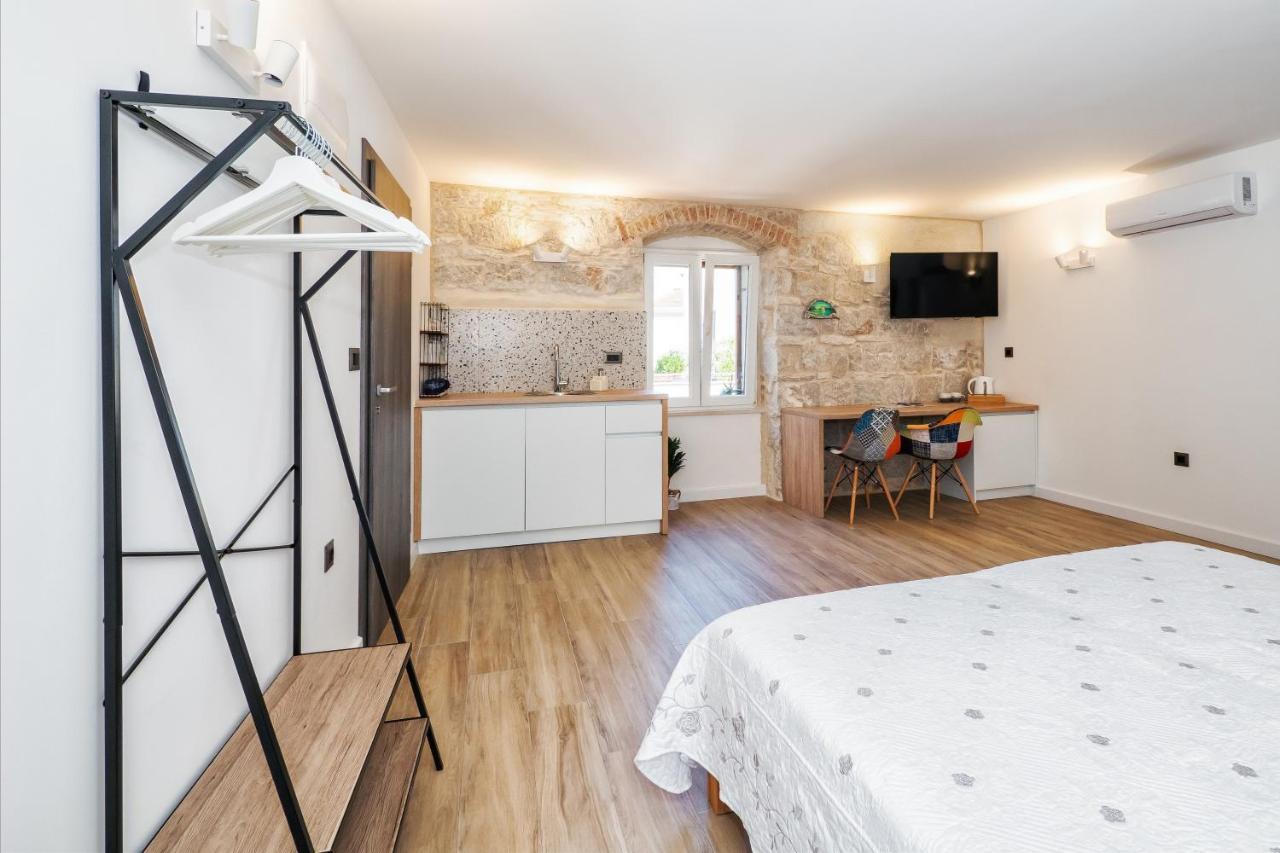Sweet Rooms Luri Split Buitenkant foto